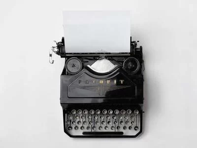 林允社交媒体