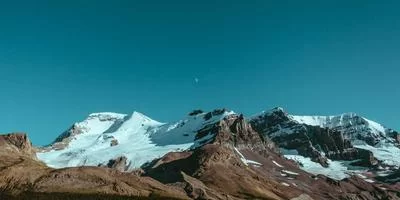 有限公司