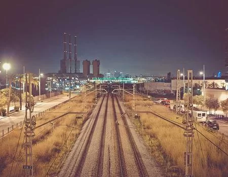 斜杠副业投稿场景