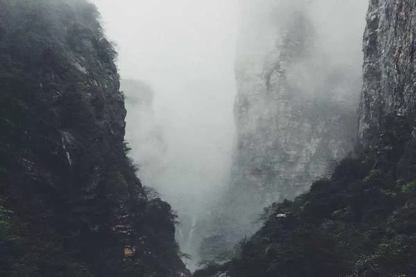 律师创作幽默文案工作场景